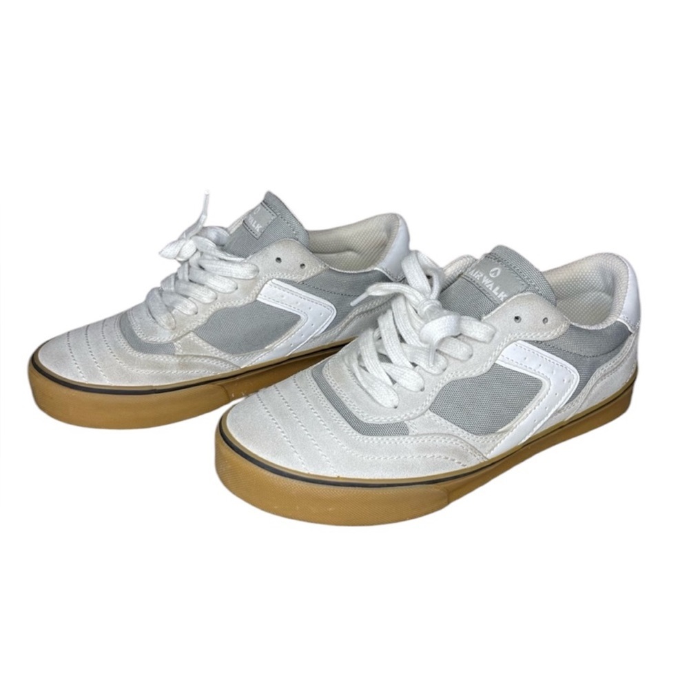 Airwalk shoes